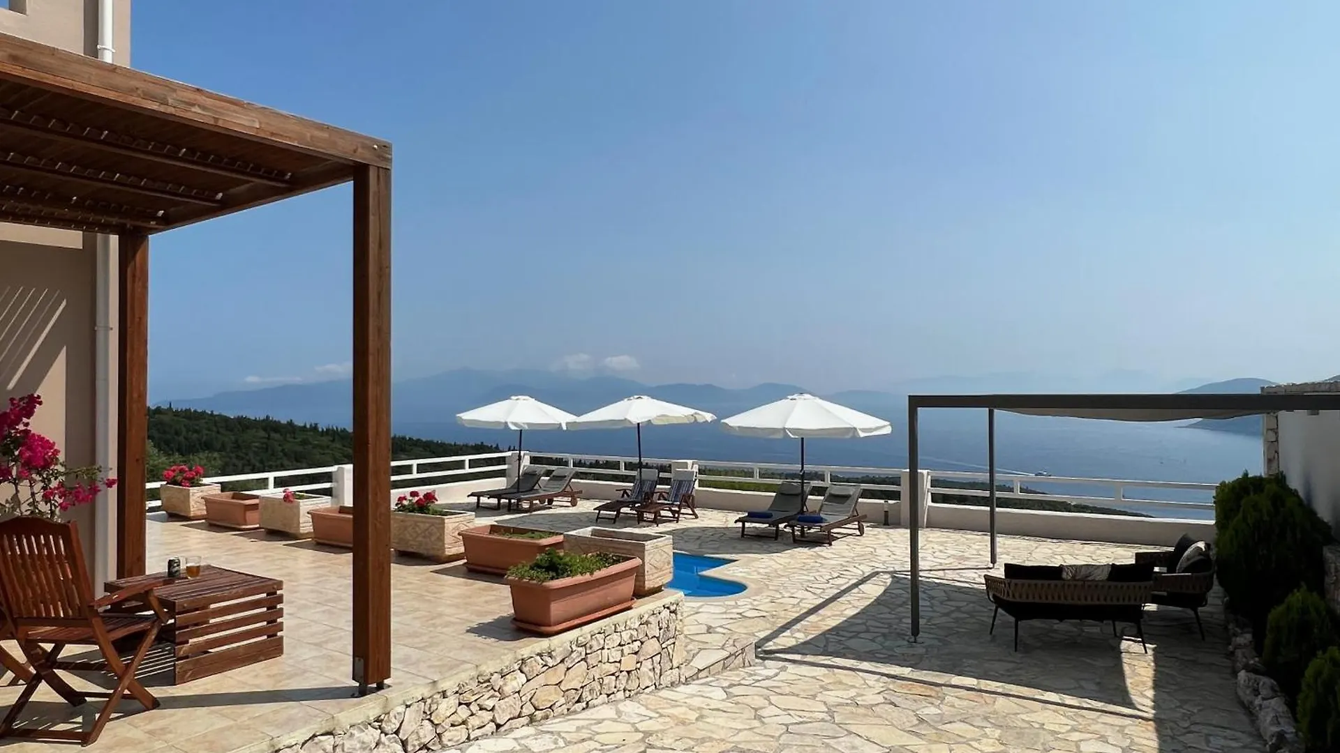 Villa Fiscardo View Manganos